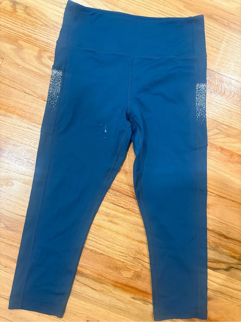 ZYIA Teal Capri Leggings with Speckled Side Pockets